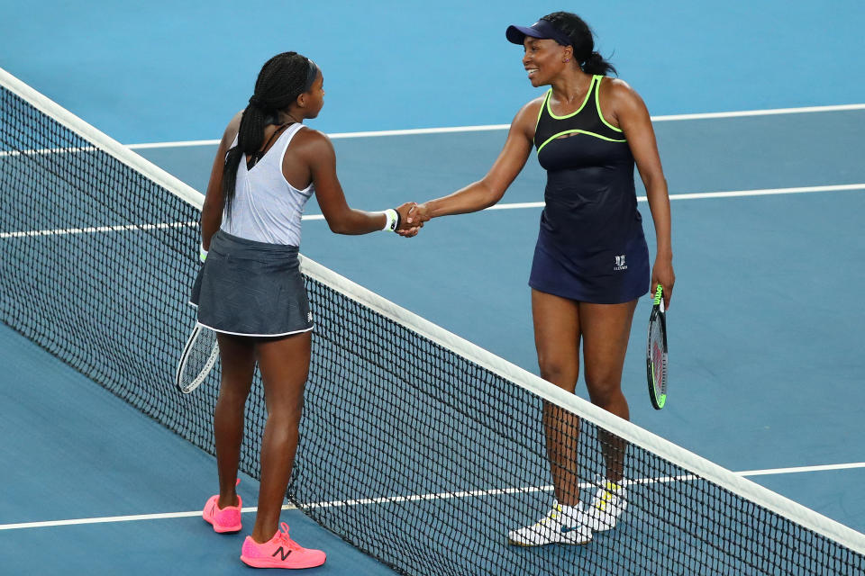 Coco Gauff ha superato Venus per 7-6, 6-3 al 1° turno degli Australian Open. "Questa volta ero decisamente più fiducioso - ha detto la la giovane tennista americana - la folla non mi ha spaventato tanto quanto l'ultima volta." (Photo by Mike Owen/Getty Images)