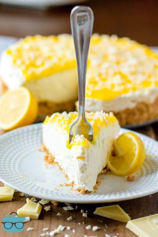 <p>The Country Cook</p><p>A creamy cheesecake filling with a bright lemon topping that really sets it over the top.</p><p><strong>Get the recipe:</strong> <a href="https://www.thecountrycook.net/no-bake-lemon-white-chocolate-cheesecake/" rel="nofollow noopener" target="_blank" data-ylk="slk:No-Bake Lemon White Chocolate Cheesecake;elm:context_link;itc:0;sec:content-canvas" class="link "><strong>No-Bake Lemon White Chocolate Cheesecake</strong></a></p>