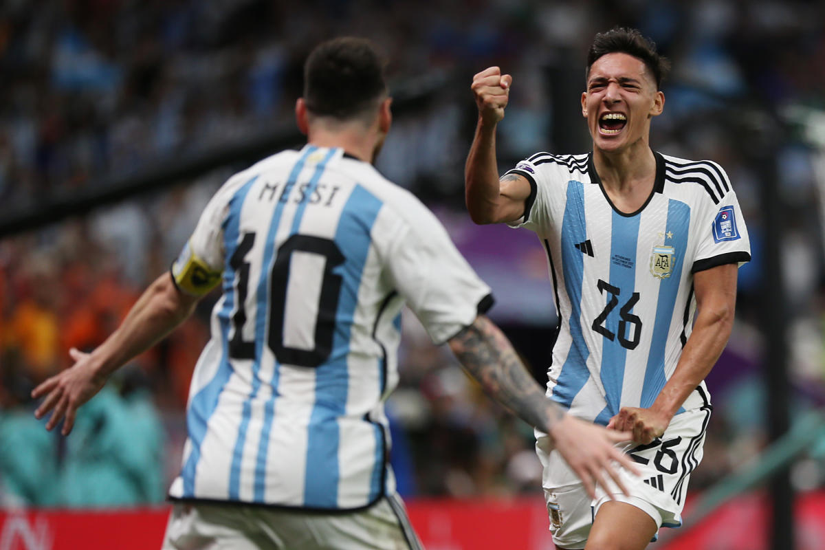 #Argentina withstands late Netherlands rally, wins penalty shootout in wild World Cup quarterfinal