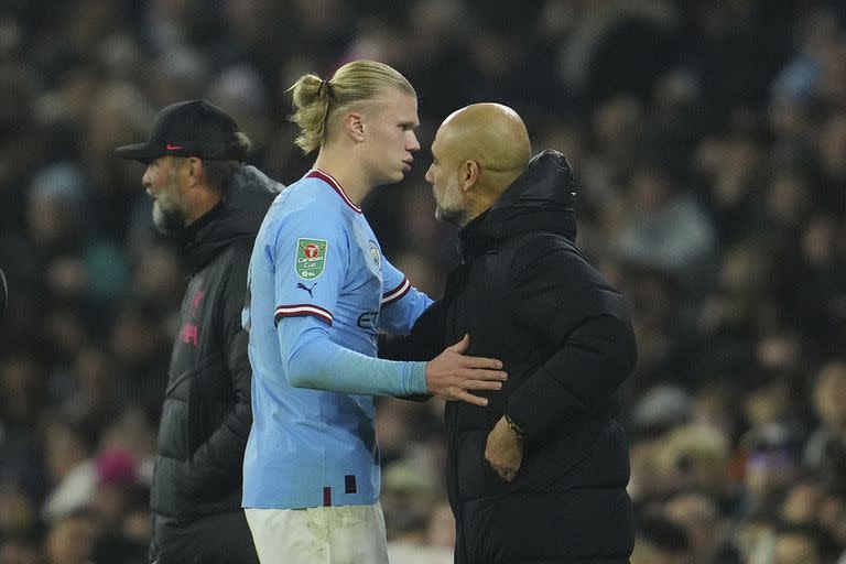 El DT 'Pep' Guardiola confía en que Erling Haaland pueda sumar minutos ante Liverpool