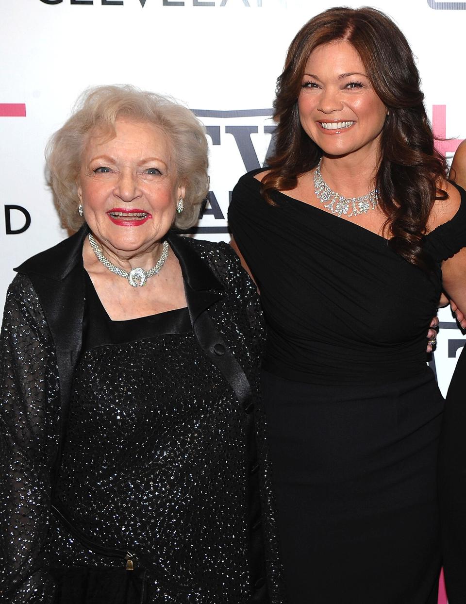 Betty White, Valerie Bertinelli