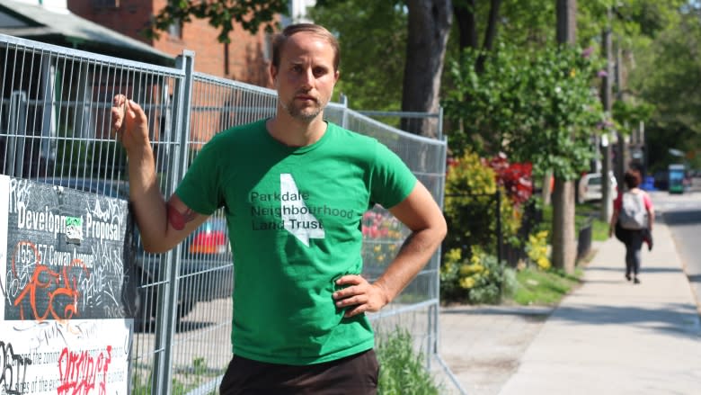 Parkdale tenants' campaign blames real estate agent for loss of rooming houses