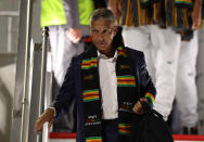 <p>Chris Hughton (Ghana)</p> <p>Gehalt: 400.000 Euro</p> 