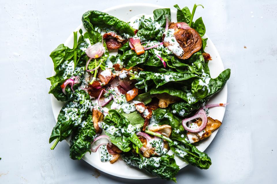 Classic Spinach Salad