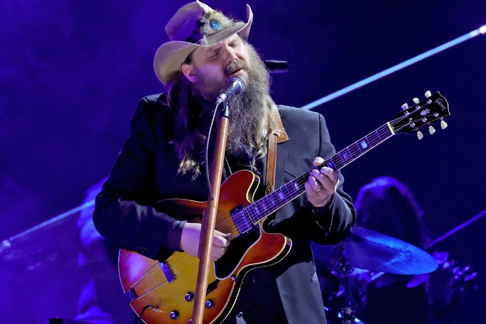 LAS VEGAS, NEVADA - APRIL 03: Chris Stapleton performs onstage during the 64th Annual GRAMMY Awards at MGM Grand Garden Arena on April 03, 2022 in Las Vegas, Nevada. (Photo by Emma McIntyre/Getty Images for The Recording Academy)