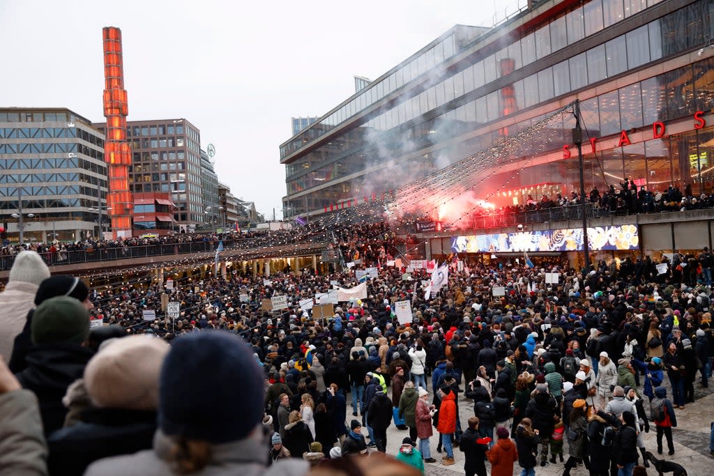 Virus Outbreak Sweden Protest (ASSOCIATED PRESS)