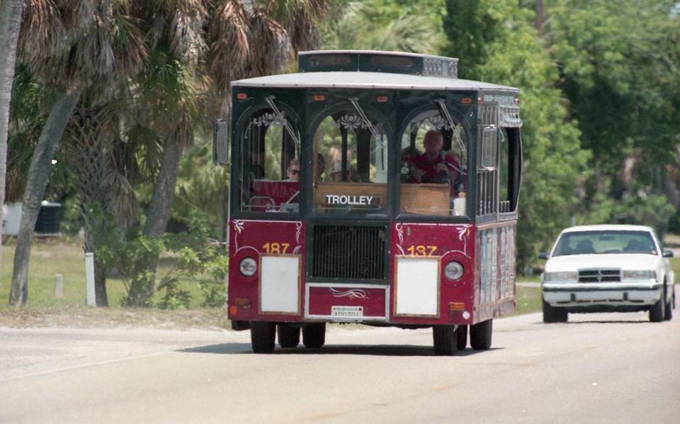 The Anna Maria Island Trolley in 1996, which travelled from mainland Bradenton to Longboat Key and throughout Anna Maria Island.