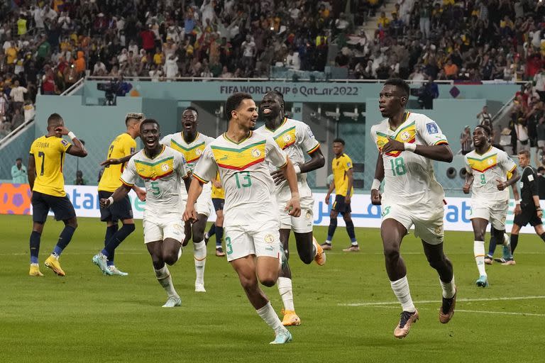 Senegal, la única selección africana que venció a una europea en una Copa del Mundo quiere repetir la historia frente a Inglaterra en Qatar