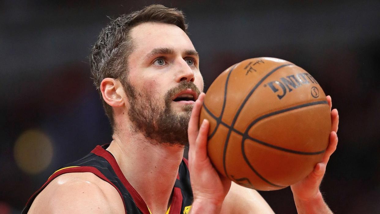 CHICAGO, ILLINOIS - MARCH 10: Kevin Love #0 of the Cleveland Cavaliers shoots a free throw against the Chicago Bulls at the United Center on March 10, 2020 in Chicago, Illinois.