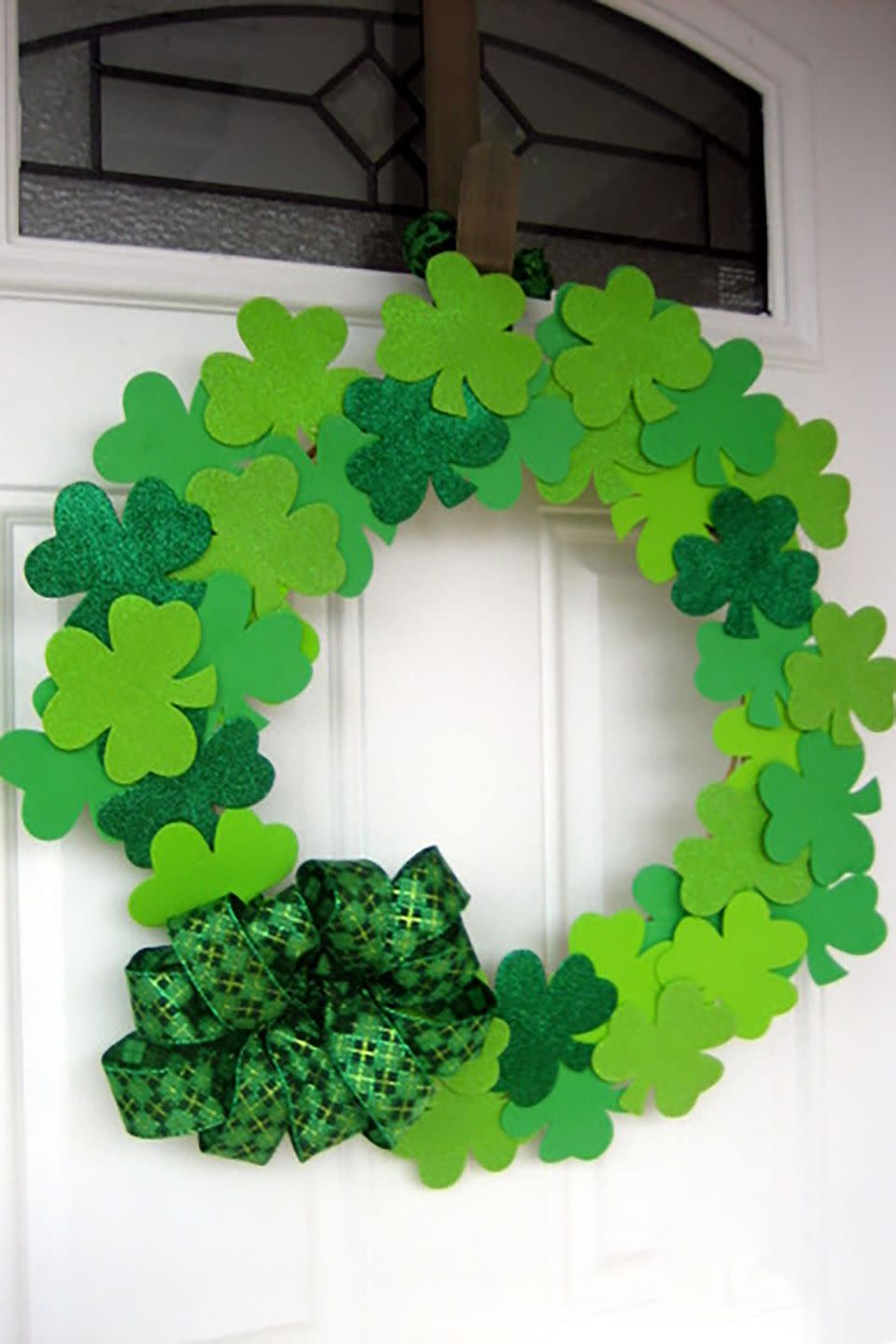 Green, Leaf, Plant, Shamrock, Wreath, Clover, Symbol, Saint patrick's day, Christmas decoration, Flower, 