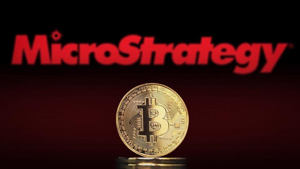 MicroStrategy Raises $875M In Convertible Notes, Plans Further Bitcoin Purchases