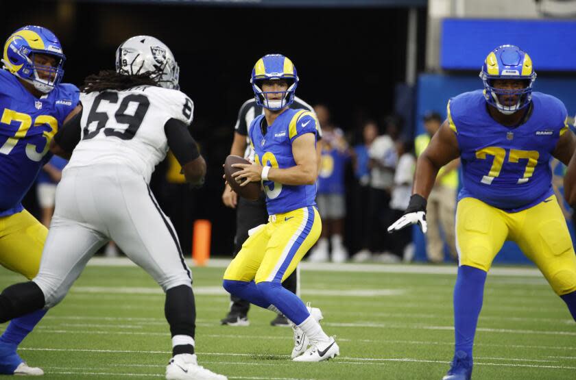 INGLEWOOD, CA - AUGUST 19: Los Angeles Rams quarterback Stetson Bennett.