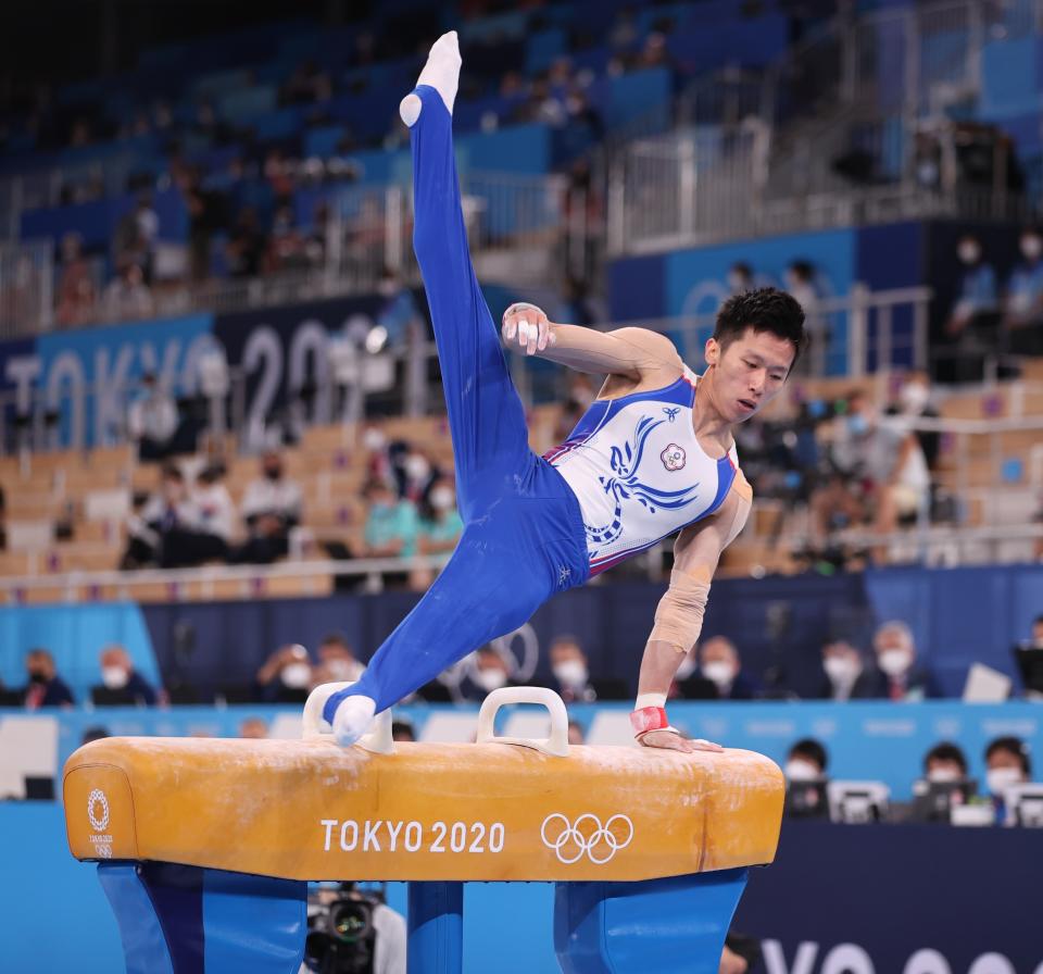 李智凱今(1)天在東京奧運鞍馬項目以15.400的高分奪下銀牌， 創奧運台灣體操史上首面獎牌。(體育署提供)