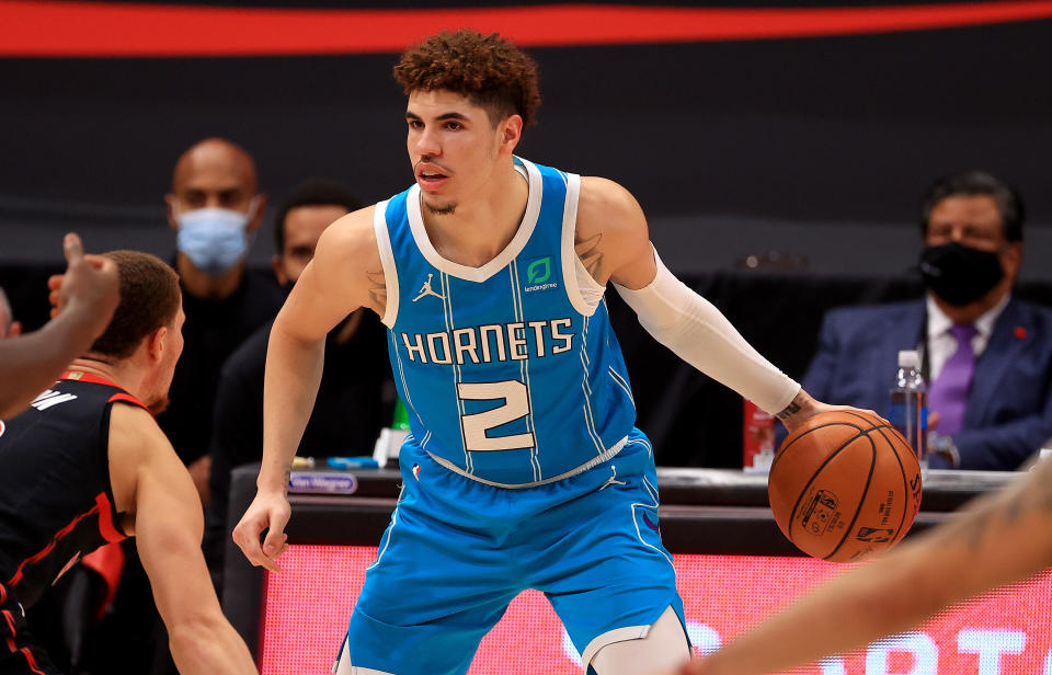 LaMelo Ball #2 of the Charlotte Hornets looks to pass during a game against the Toronto Raptors at Amalie Arena on January 16, 2021 in Tampa, Florida.