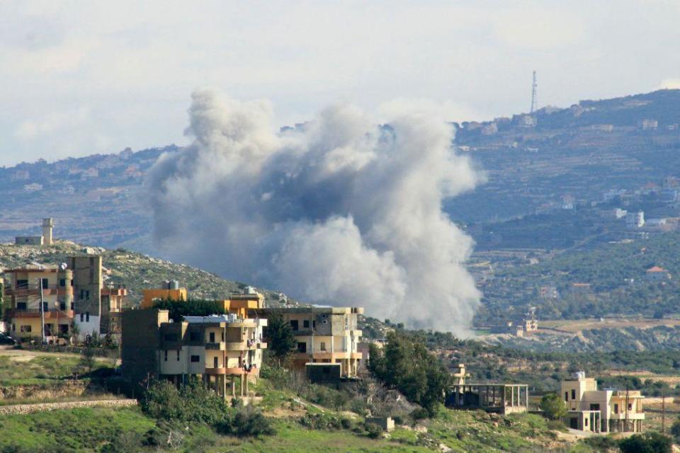 Un ataque israelí en Líbano en medio del conflicto con el grupo radical islámico Hezbolá.