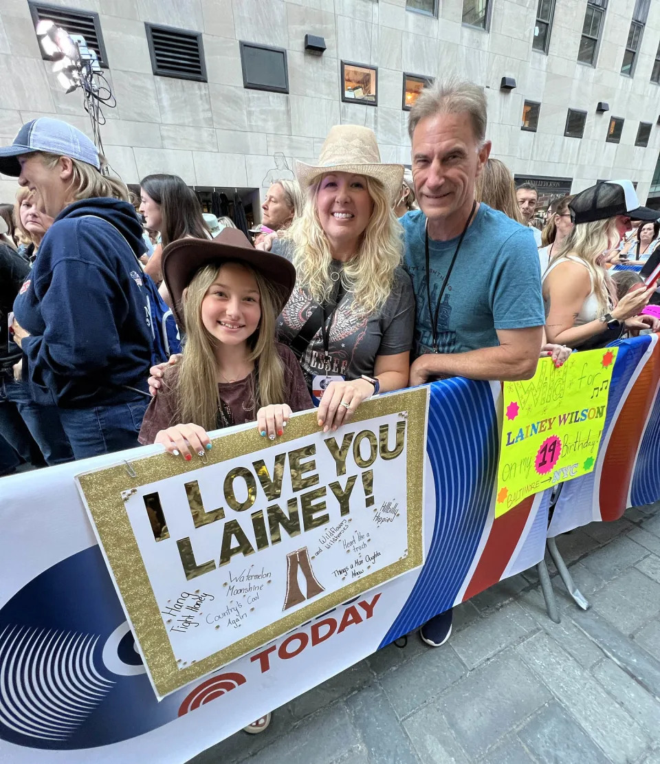 The Steber family attend Lainey Wilson's TODAY Citi Concert Series performance. (TODAY)