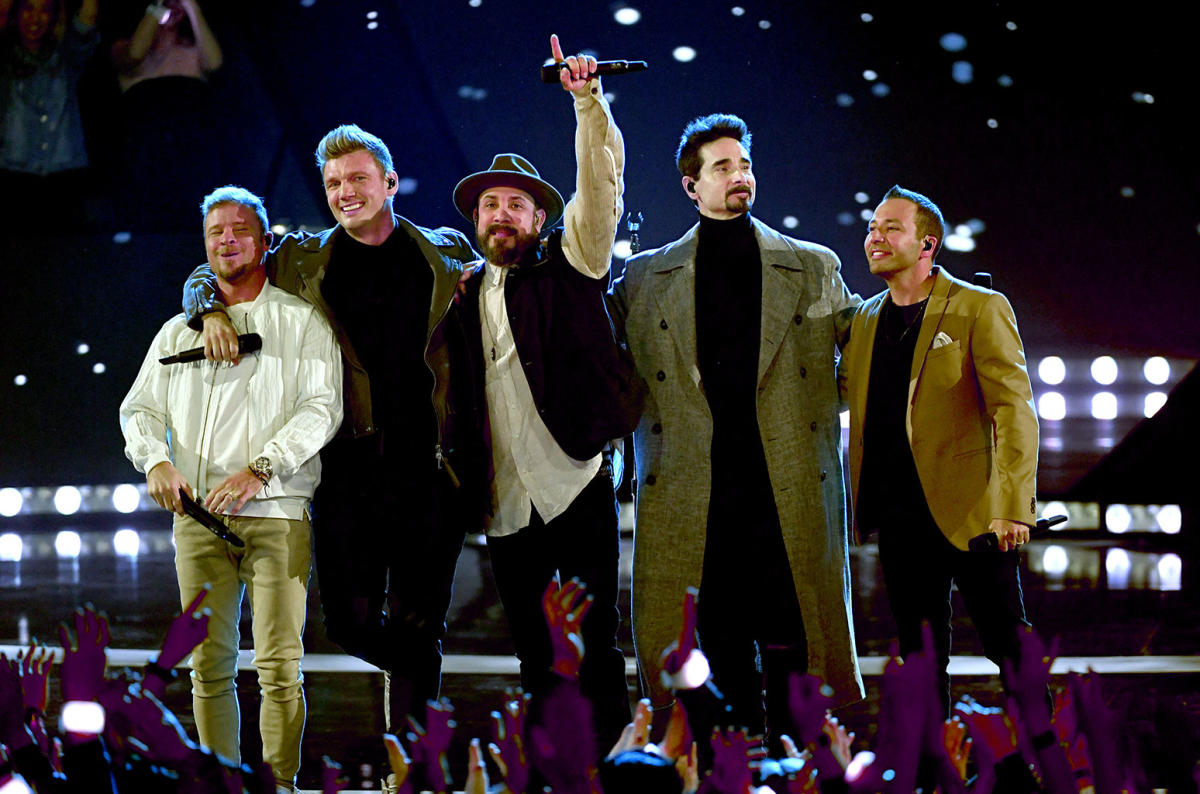 Backstreet Boys announce 'DNA' tour and album, with 7 Canadian