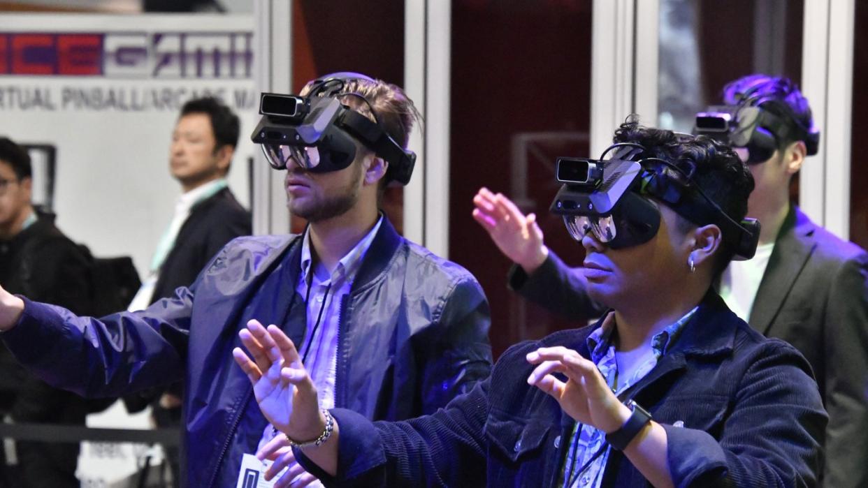 Besucher der International Consumer Electronics Show (CES) in Las Vegas.