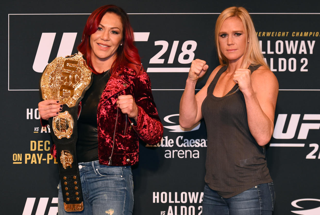 Featherweight champion Cris ‘Cyborg’ Justino (L) puts her title on the line against ex-bantamweight champion Holly Holm on Saturday in the main event of UFC 219 at T-Mobile Arena in Las Vegas. (Getty Images)