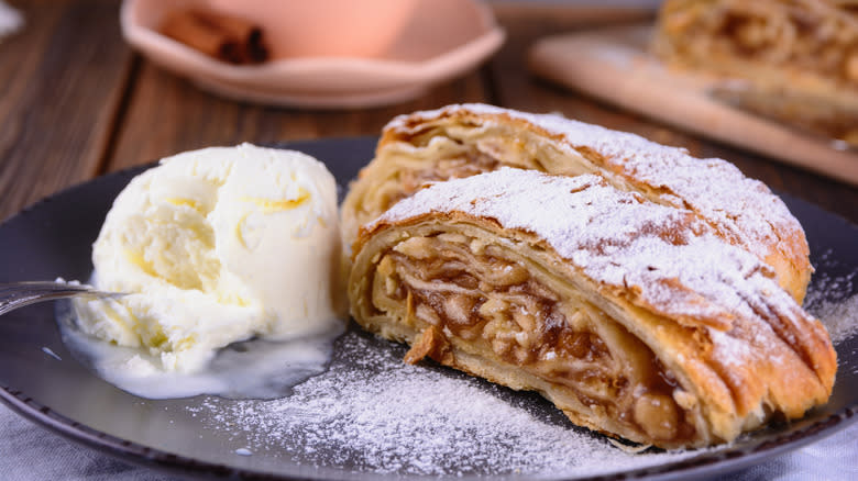 Apple strudel with ice cream