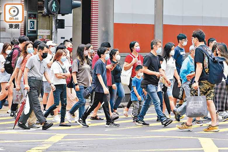 本港單日確診回升至300宗以上。