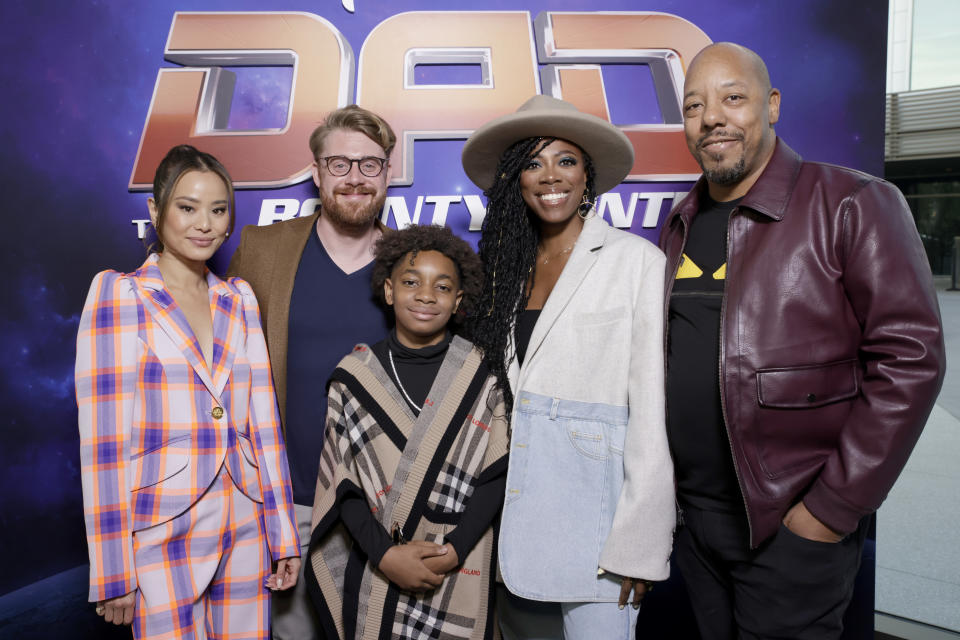 LOS ANGELES, CALIFORNIA - FEBRUARY 04: (L-R) Jamie Chung, Patrick Harpin, JeCobi Swain, Yvonne Orji and Everett Downing Jr. attend Netflix's 