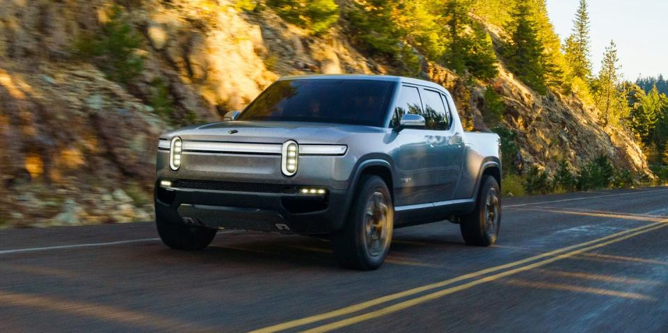 2021 rivian r1t pickup truck