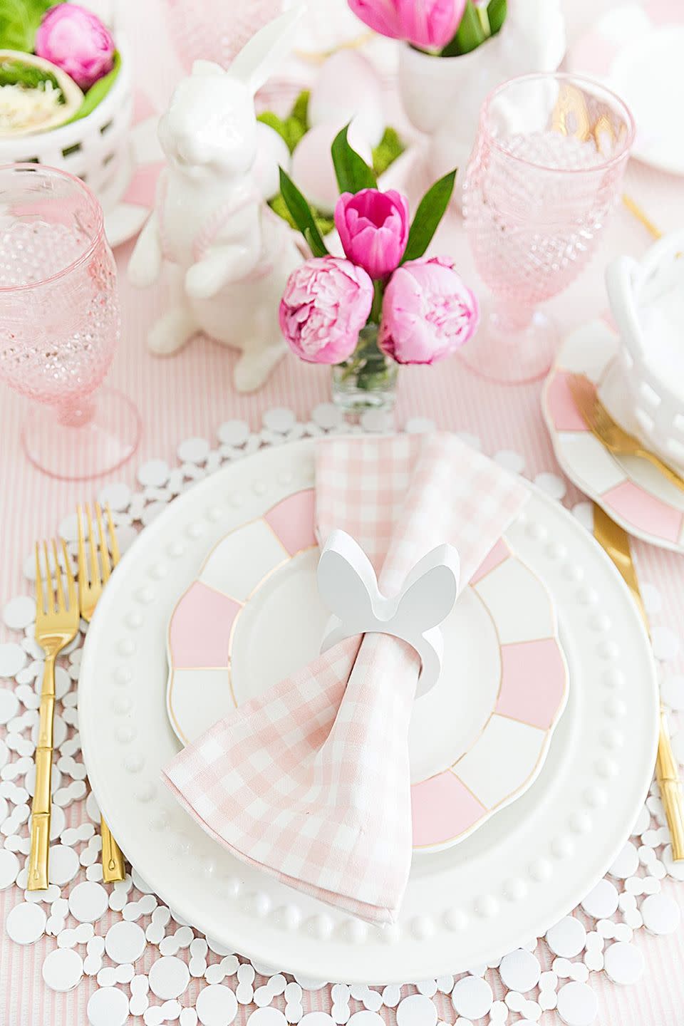 pink and white easter table decorations