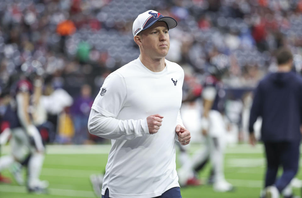 Bobby Slowik just wrapped up his first season with the Texans as their offensive coordinator