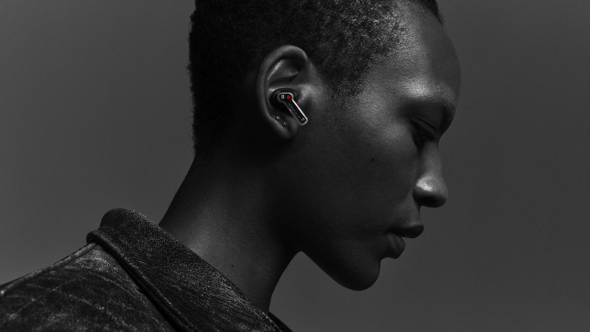 Images of Black-colored Nothing Ear (2) earbuds hit the web