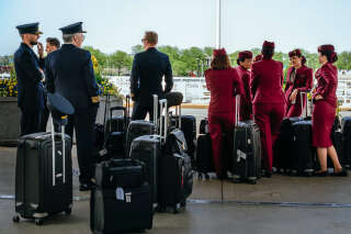 Un équipage à l’aéroport international de Chicago en mai 2023. . PHOTO JAMIE KELTER DAVIS/THE NEW YORK TIMES