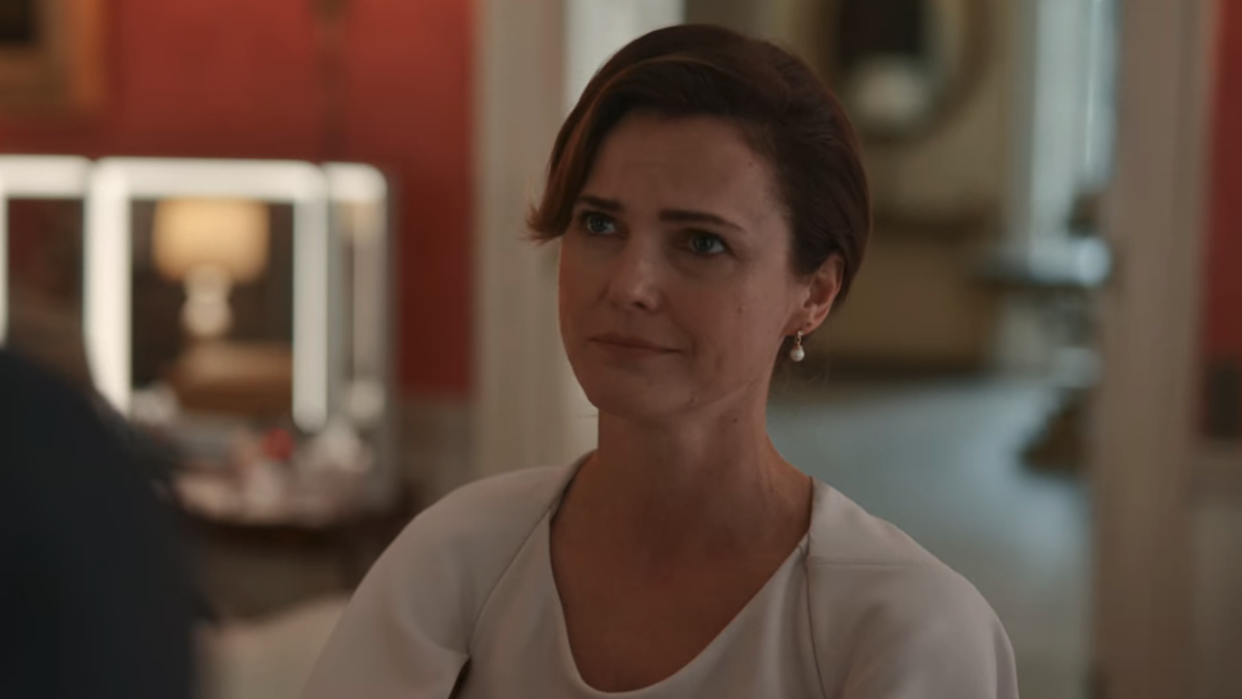  Keri Russell in The Diplomat 