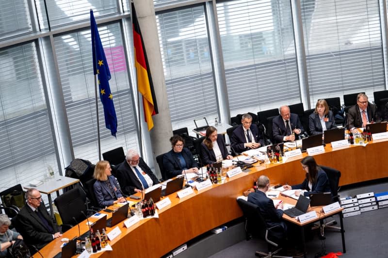 A general view of the Federal Electoral Committee meeting to decide on the admission of parties and political associations to the European elections on June 9. Fabian Sommer/dpa