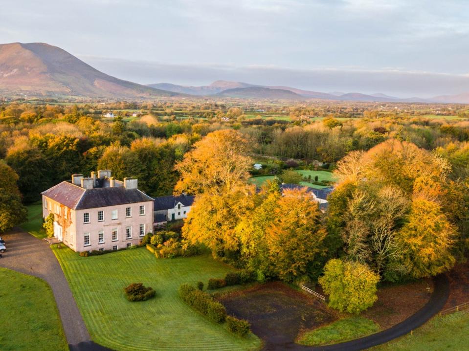 Enniscoe House stands in the shadow of Nephin mountain (Enniscoe House)