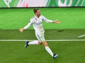 Tottenham transfer news: Mauricio Pochettino laughs off Gareth Bale links but admits Spurs must strengthen