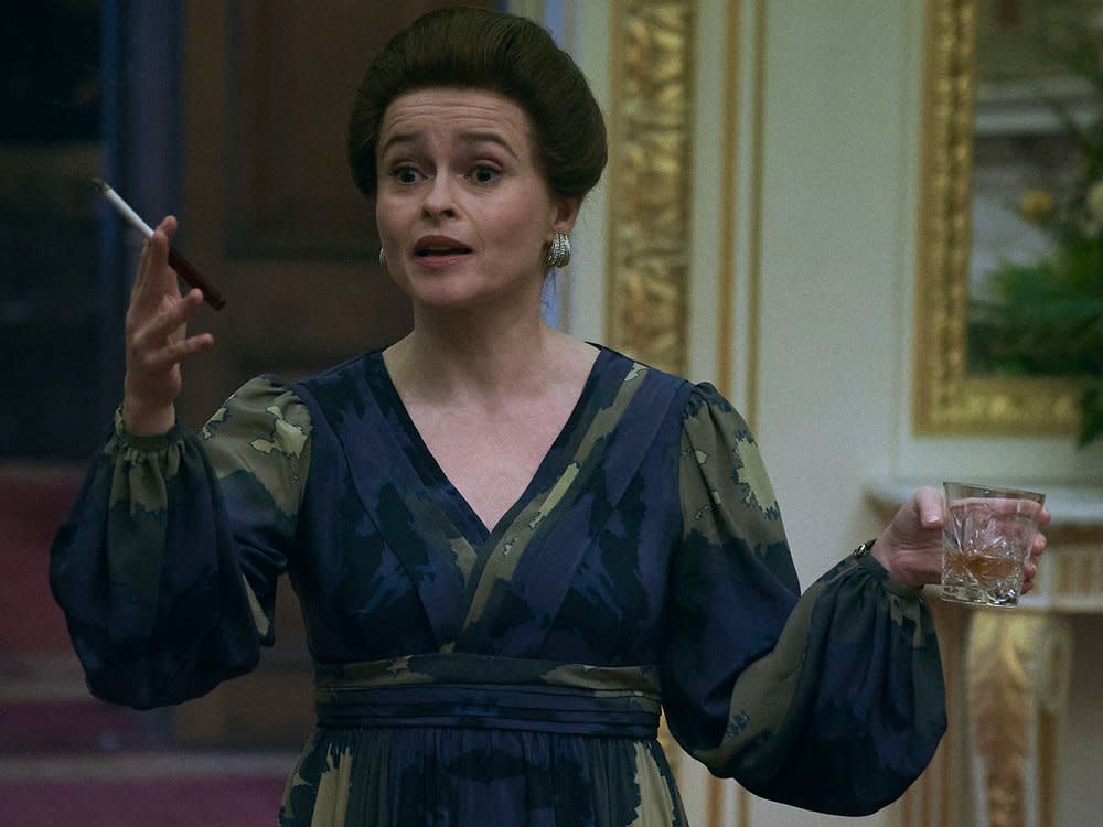 Helena Bonham Carter - hier als Prinzessin Margaret - findet, "The Crown" sollte enden. (Bild: Netflix 2020, Inc / Des Willie)