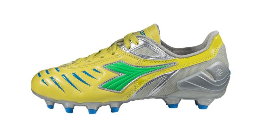 Diadora Women's Maracana Soccer Cleats (Women's)