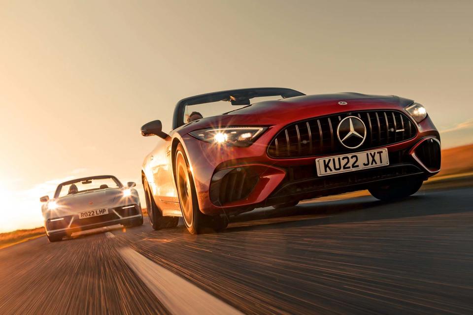 Mercedes SL 55 AMG vs Porsche 911 GTS Cabriolet lead