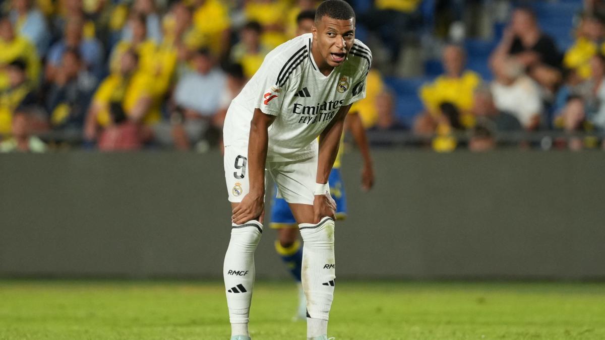 Real Madrid Insider Jokes About Potential Kylian Mbappé Swap Deal with PSG for Rising Star