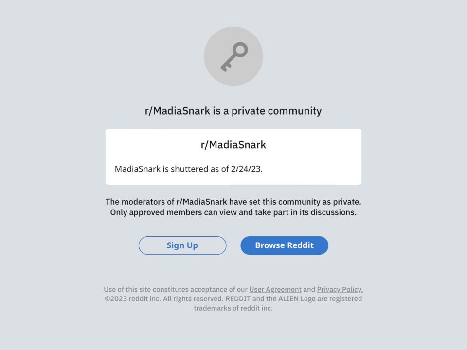 A screenshot of the now-shuttered MadiaSnark Reddit forum.