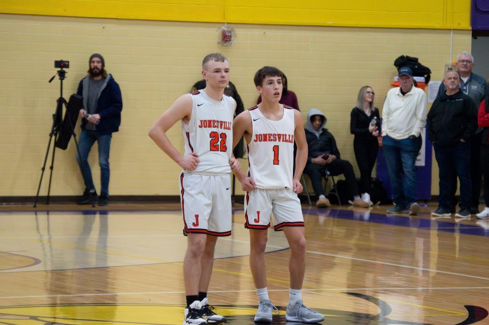 The future of Comet basketball will be anchored by junior Drew Bradley (22) and freshman Caleb Blonde (1). Both were recognized for all-conference awards this year.