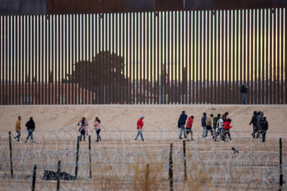 Migrants attempt to cross U.S.-Mexico border despite heightened security measures, in Ciudad Juárez on Feb. 1, 2024. / Credit: David Peinado/Anadolu via Getty Images