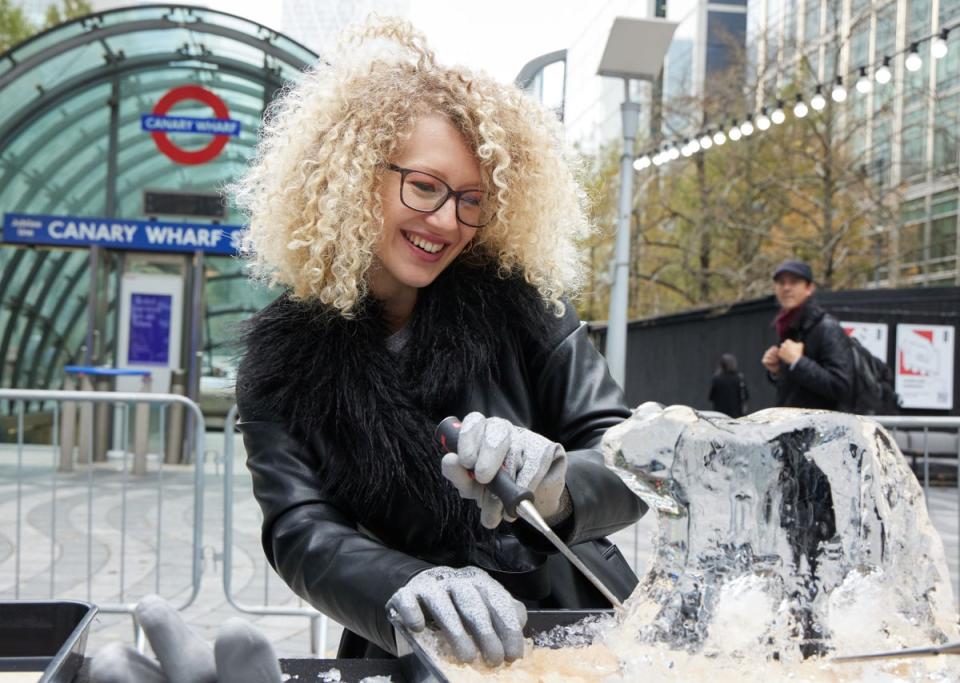 Ice sculpture classes outside the Tube station (Matt Writtle)