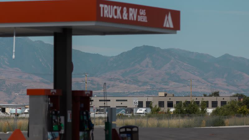 The Maverik gas station chain announced Tuesday that it completed its acquisition of Midwestern chain Kum & Go and will rebrand its Utah and Intermountain West locations as Maveriks.