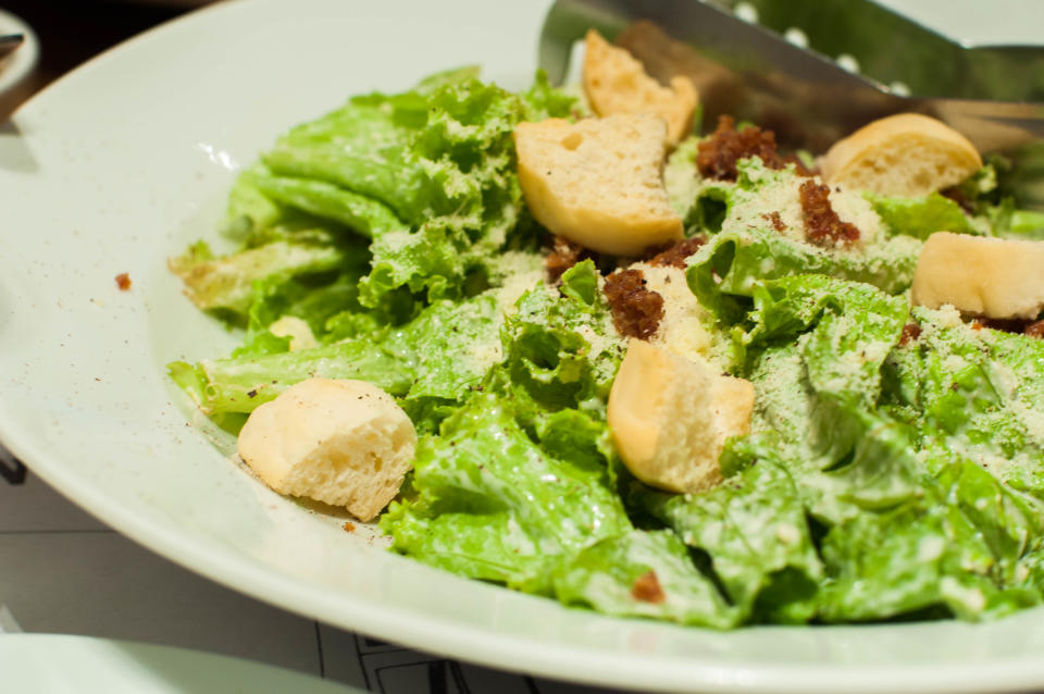 The Centers for Disease Control and Prevention warned Americans not to eat romaine lettuce. (Photo: <span>Karl Tapales/Getty Images)</span>