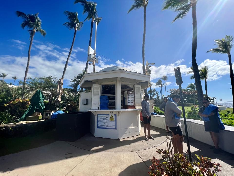 beach hut for information in hawaii