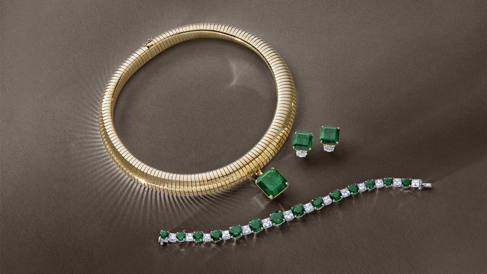 Bulgari set being offered in Christie's 2024 Jewels Online sale