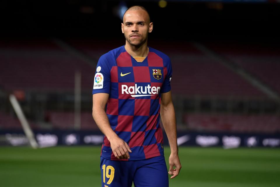 Braithwaite was presented to the Barcelona fans on Thursday Photo: AFP