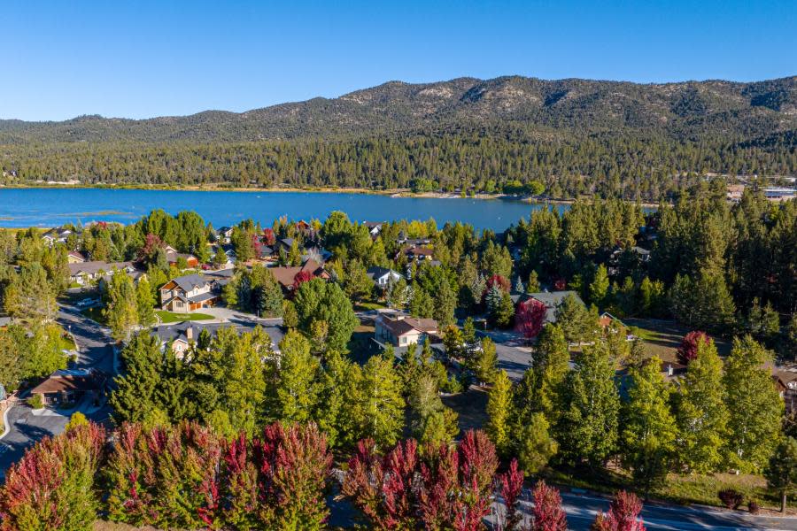 No esperes hasta el invierno: ¡Big Bear también es precioso en otoño!