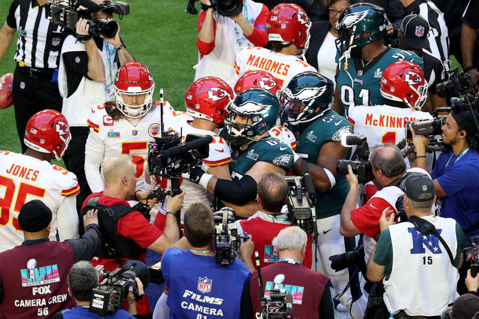 Travis Kelce, Jason Kelce. Photo by Rob Carr/Getty Images